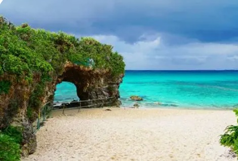 Spiaggia tropicale di Okinawa